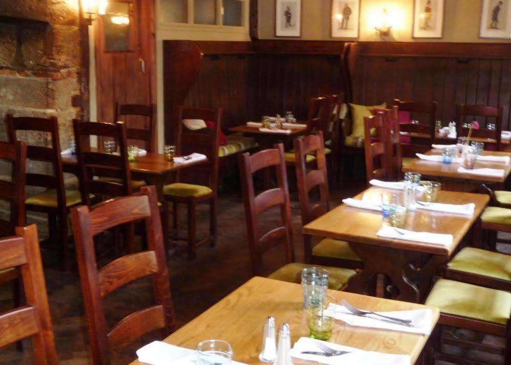 Lower Brailes The George Inn מראה חיצוני תמונה